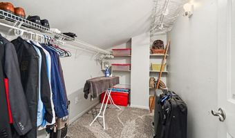 7202 Harbor Dr, Algonac, MI 48001