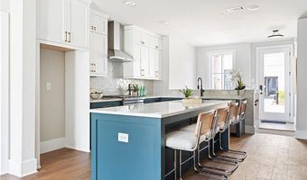 7130 Summit Pl, Alpharetta, GA 30009