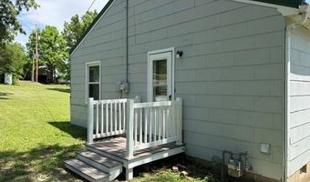 723 S St, Atchison, KS 66002