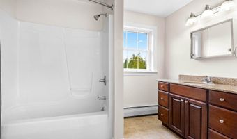 183 Skyline Rd, Bangor, ME 04401