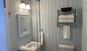 86 Bridge Ave, Bay Head, NJ 08742