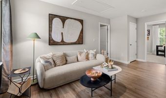 521 Almere Dr, Hampton, GA 30228