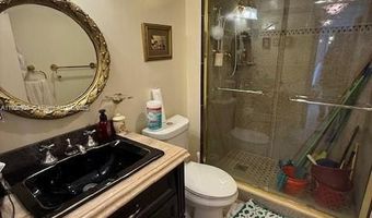 20505 E Country Club Dr 1036, Aventura, FL 33180