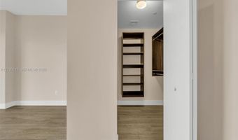 2960 NE 207th St 1108, Aventura, FL 33180
