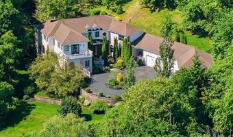 15 Chardonnay Ter, Bedford, NH 03110
