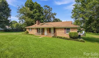 302 Charlotte St, Alexis, NC 28006