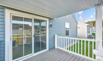 172 Eagle Cir, Amherst, OH 44001