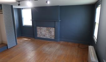 7 Elm St, Augusta, ME 04330