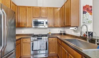 15641 Flight Ln, Apple Valley, MN 55124