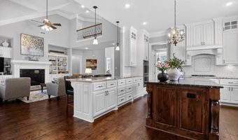 7034 Westshore Ave, Benton, AR 72019