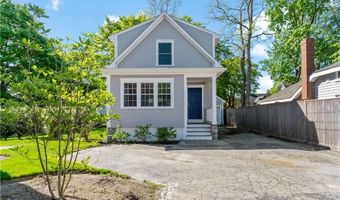88 Burton St, Bristol, RI 02809