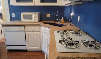 19 Greene Ln, Newport, RI 02840