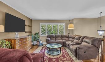 29 Pheasant Dr, Bayville, NJ 08721