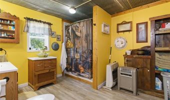 210 County Road 320, Alton, MO 65606