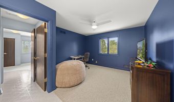 2760 N Territorial Rd W, Ann Arbor, MI 48105