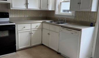 76 Vernon St, Bangor, ME 04401