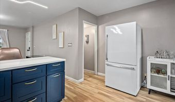 2833 S WAKEFIELD St C, Arlington, VA 22206
