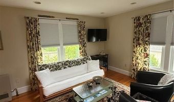 141 Coggeshall Ave, Newport, RI 02840
