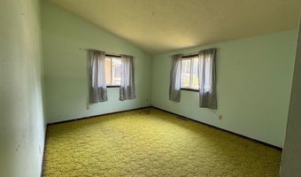 408 Elm St, Albert City, IA 50510