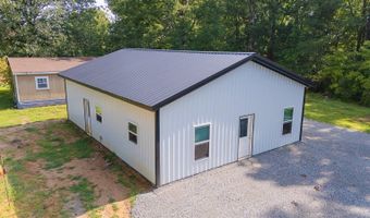 1000 Point Mason Rd, Big Sandy, TN 38221