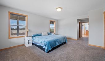 24585 Dodds Rd, Bend, OR 97701
