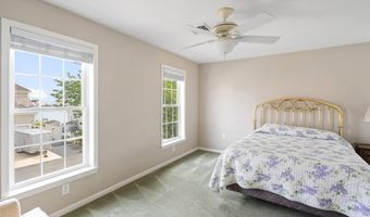 262 EVERGREEN Dr, Bayville, NJ 08721