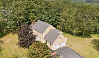 4 Victoria Ln, Falmouth, ME 04105