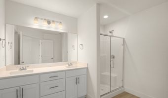 18933 SW Hazelwood Ln L-9, Beaverton, OR 97078