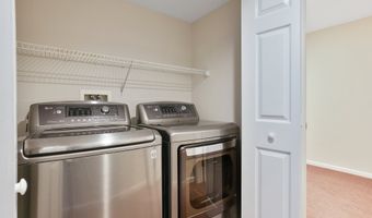 1802 Pinnacle Way 1802, Danbury, CT 06811