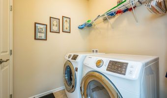 1132 15th Ave SE, Altoona, IA 50009