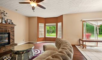 6396 Granny Smith Ln, Avon, IN 46123