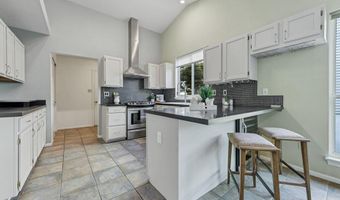 510 Wetherby Terrace Dr, Ballwin, MO 63021