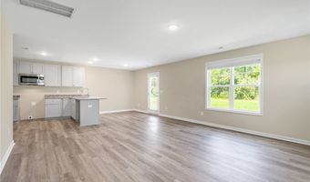 97 Coachman Ln, Autryville, NC 28318
