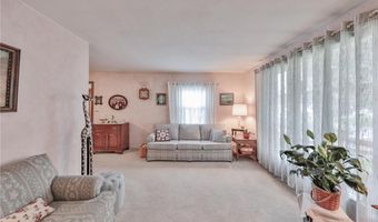 2883 South St, Allentown, PA 18103