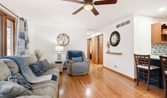 2104 W Oakland Ave, Austin, MN 55912