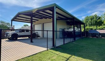 510 N Friou St, Alvarado, TX 76009