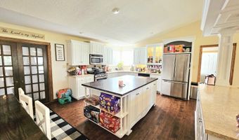 538 E State Line Rd, Baxter Springs, KS 66713