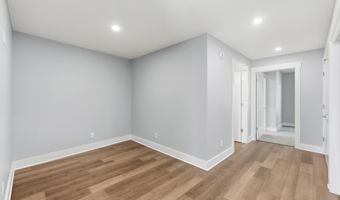 31 Lane 345 Crooked Lk, Angola, IN 46703