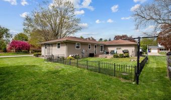 3300 N RANKIN St, Appleton, WI 54911