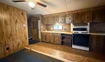 2020 Garfield Ave, Baxter Springs, KS 66713
