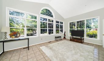 4406 HUNTCHASE Dr, Bowie, MD 20720