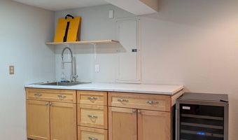 2600 SE LAKEWOOD Dr, Milwaukie, OR 97222