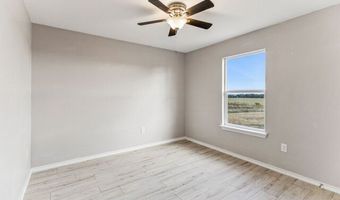 112 Spring Vly, Adkins, TX 78101