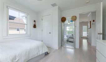 21 Overlook Ave, Charlestown, RI 02813
