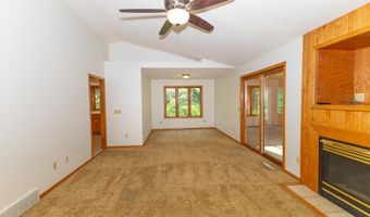 4930 Wilderness Ln, Wisconsin Rapids, WI 54494