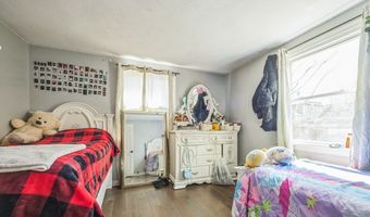 14 Greenville St, Billerica, MA 01821