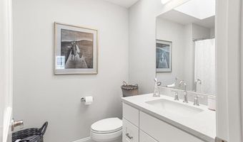 204 Wickford Ct 31, North Kingstown, RI 02852