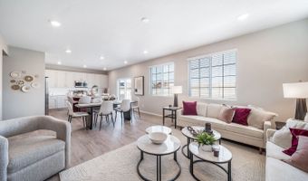 22242 E 38th Pl, Aurora, CO 80019
