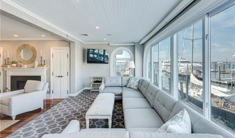 28 Brown And Howard Wharf 102, Newport, RI 02840