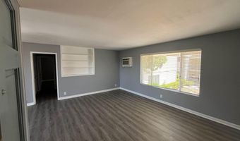4800 Williamsburg Ln 216, La Mesa, CA 91942